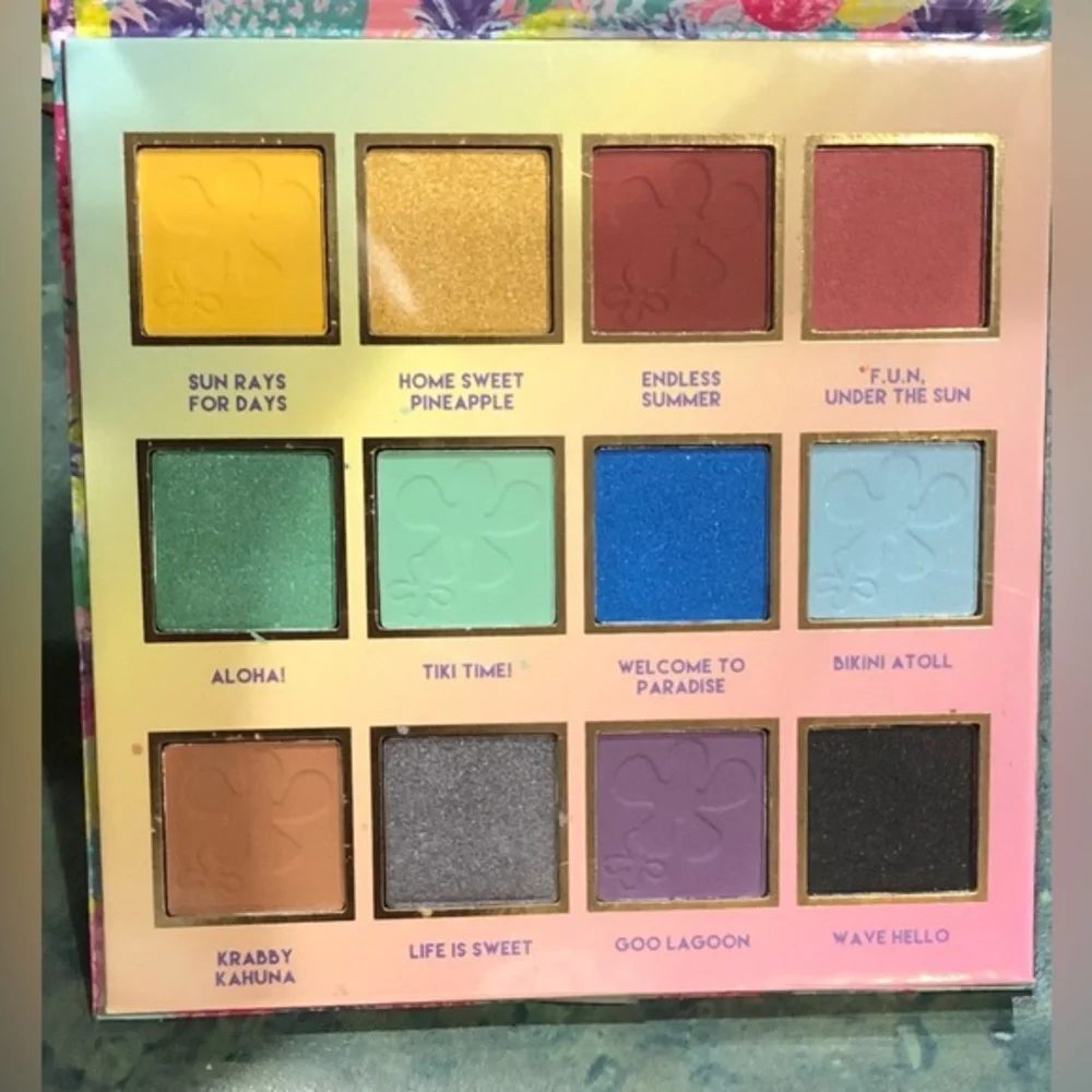 Nickelodeon Spongebob Squarepants 12quad tropics‎ themed eyeshadow palette new